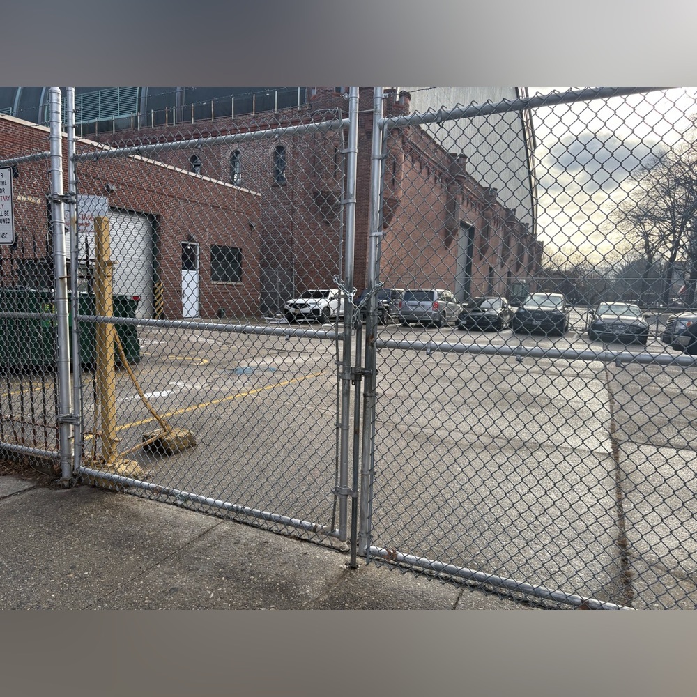 Meet your Posher, Anselme paulin